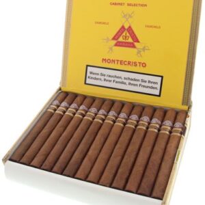 MONTECRISTO CHURCHILLS AÑEJADOS CIGAR